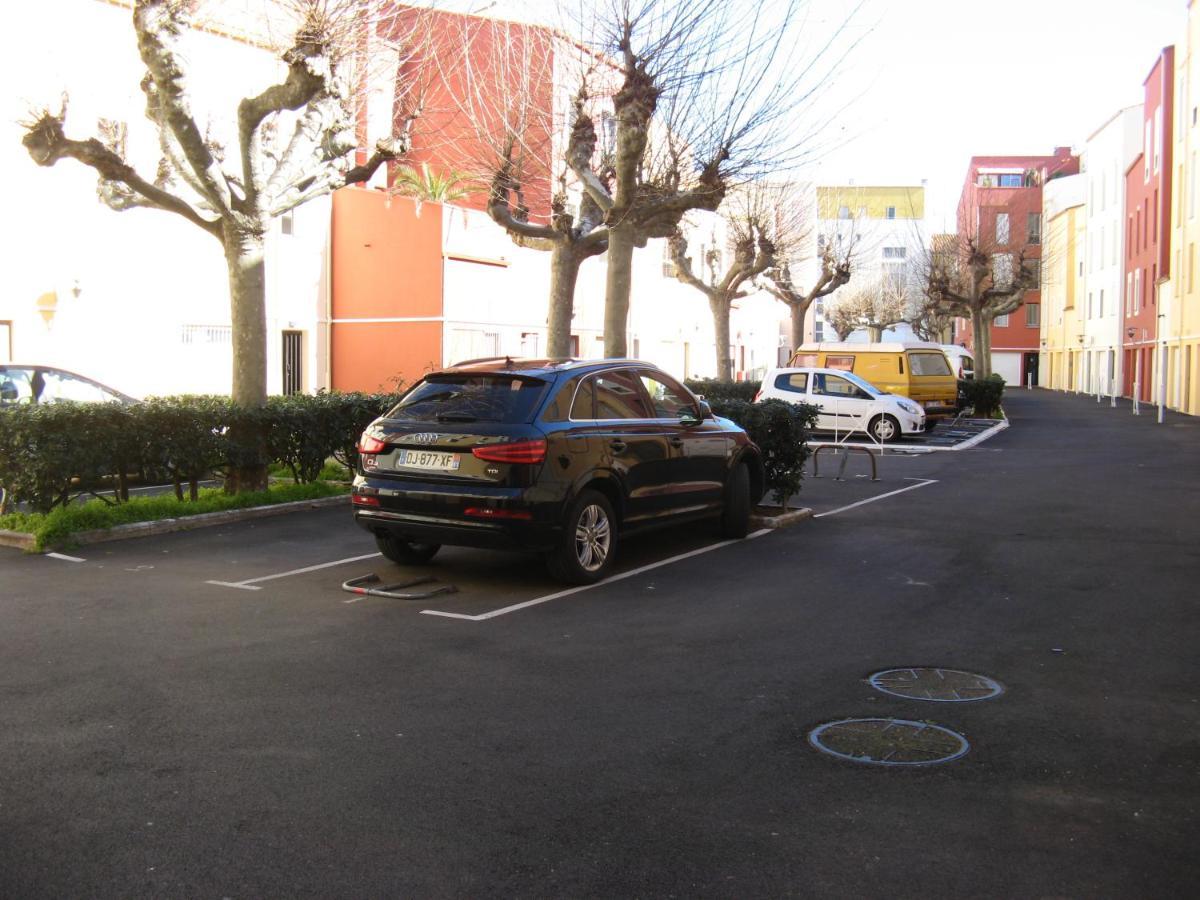 T2 50M2 Belle Vue Calme Centre Port Parking Apartment Agde Bagian luar foto
